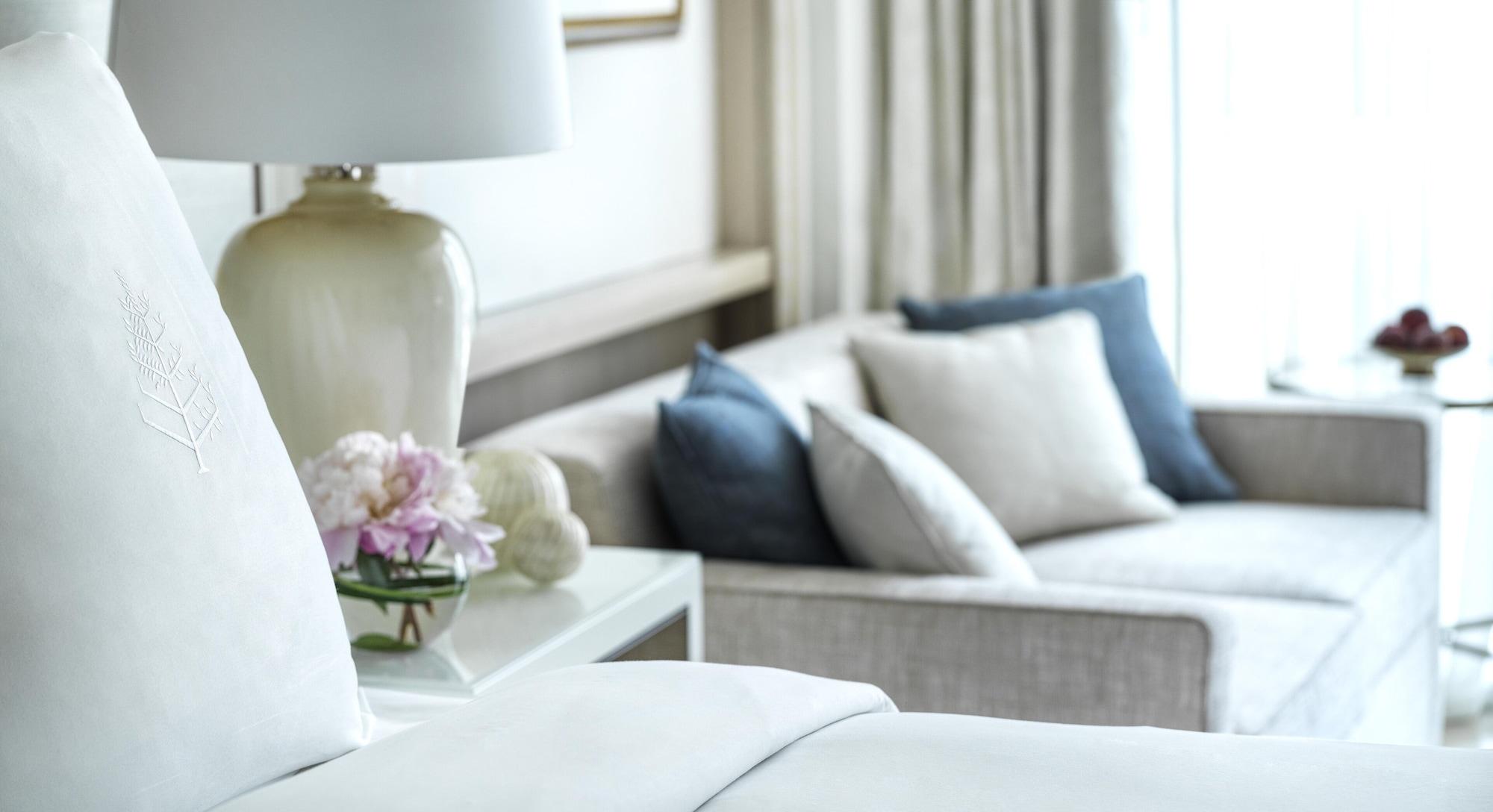 Four Seasons Hotel Доха Экстерьер фото A room at The Park