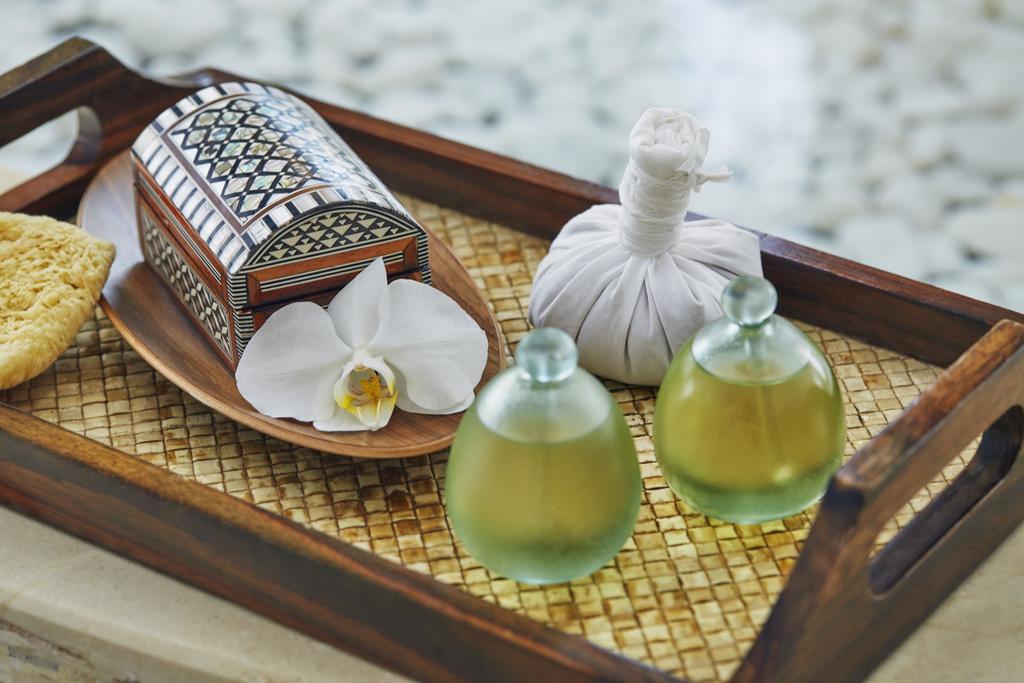 Four Seasons Hotel Доха Экстерьер фото Thai spa