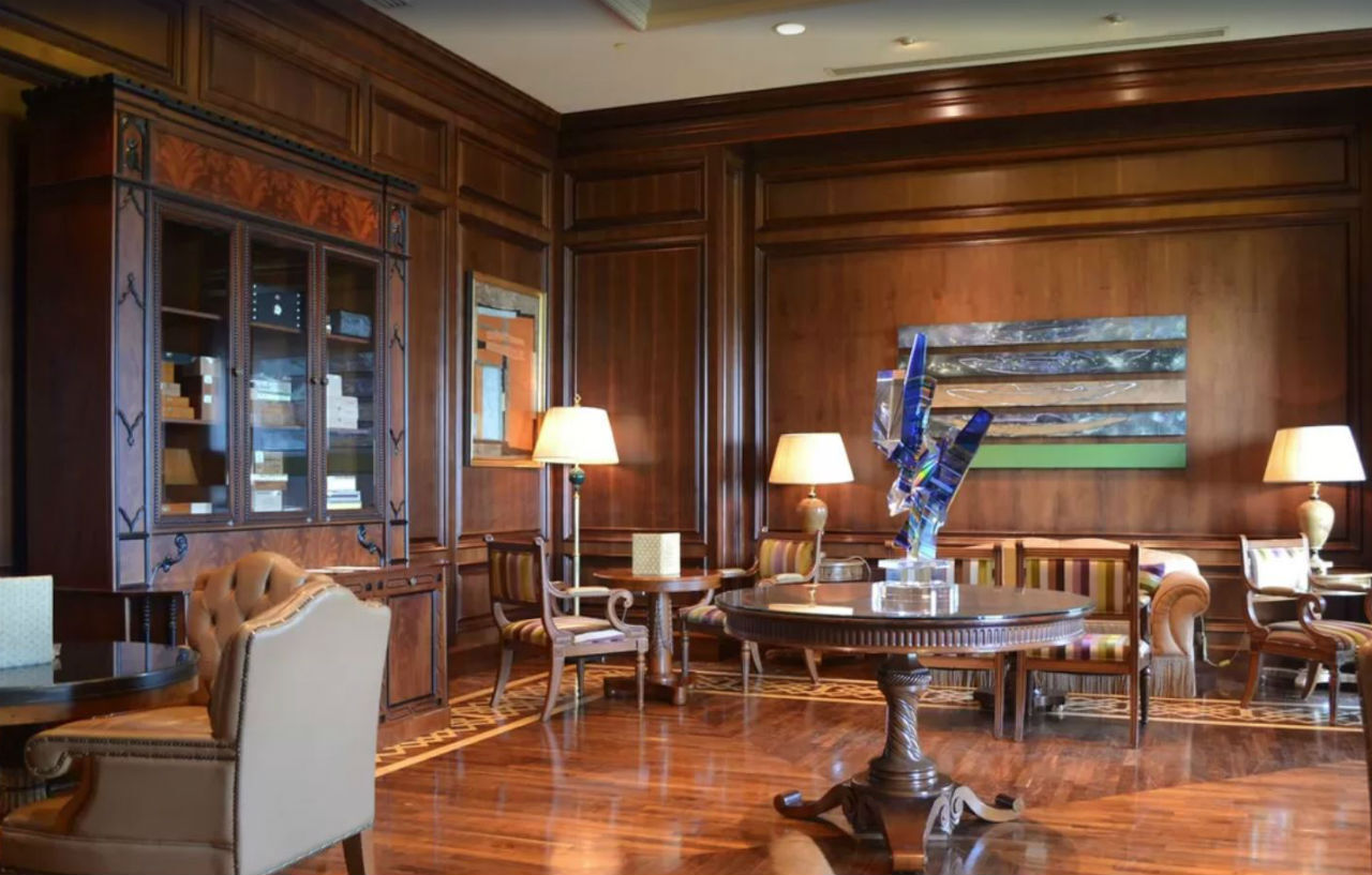 Four Seasons Hotel Доха Экстерьер фото The library at the Ritz-Carlton, Laguna Niguel